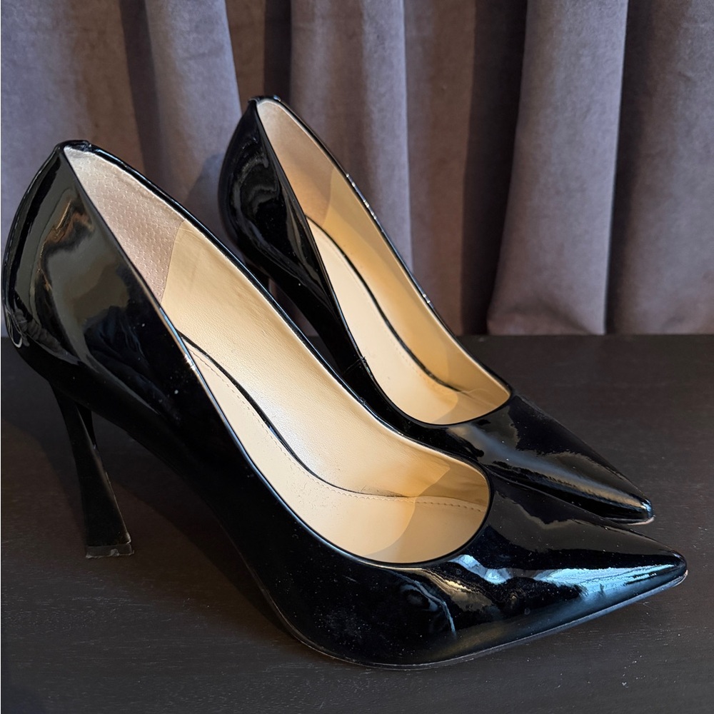 Marc Fisher Glossy Black Heels